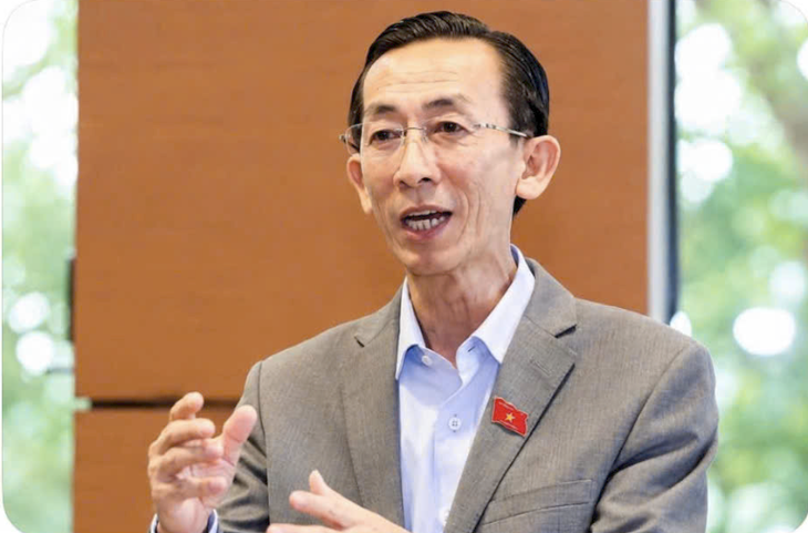 Di dời đại học, PGS.TS Trần Hoàng Ngân đề xuất lộ trình 3 giai đoạn - Ảnh 1.