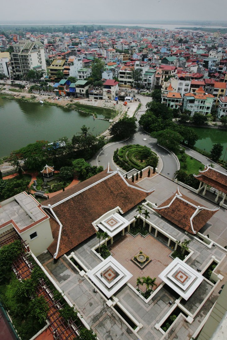 Một góc hồ Tây - hồ Nghi Tàm (Hà Nội) - Ảnh: Xuân Bình