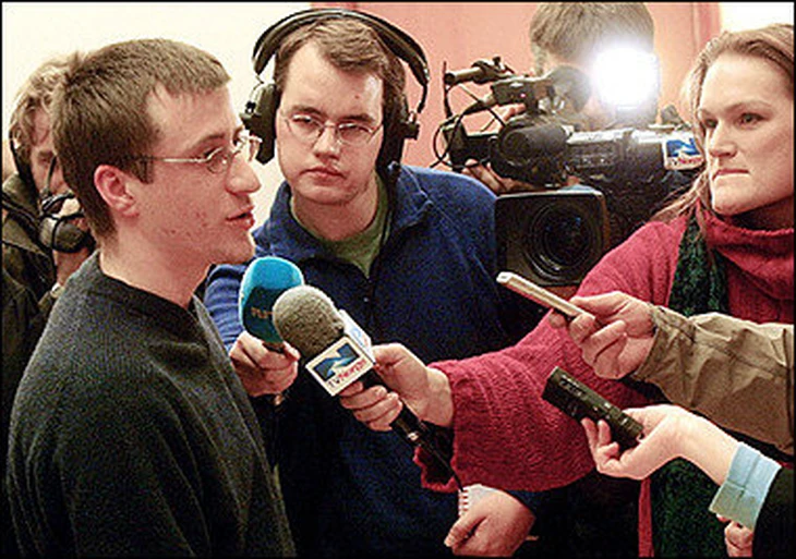 Người dùng 'ngậm trái đắng' vì mua điện thoại trôi nổi bị khóa ứng dụng Mobile Banking - Ảnh 4.