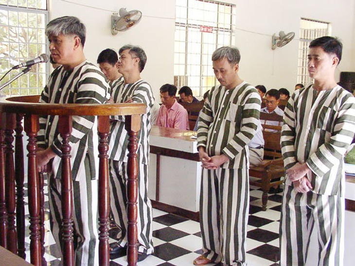 Lỗ miệt mài 14 năm, một doanh nghiệp mất tư cách pháp nhân ngay trước phiên họp quan trọng - Ảnh 3.