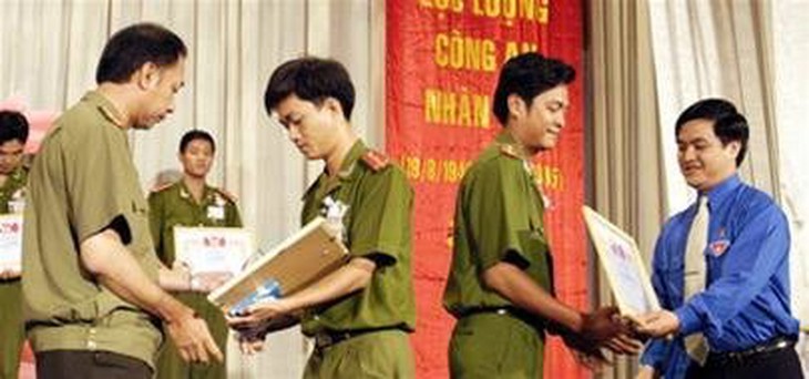 Tôn vinh những người trẻ giàu khát vọng cống hiến - Ảnh 5.