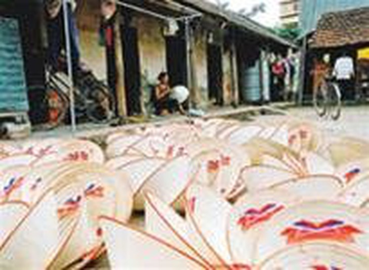 Nón lá làng Chuông xuất dương - Ảnh 5.