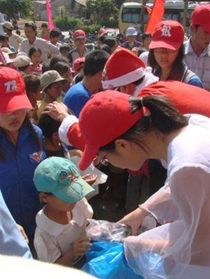 Về sóc Bom Bo nghe tiếng chày giã gạo - Ảnh 2.