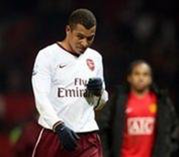 Huyền thoại Arsenal đến Việt Nam, dự đoán đội nhà sẽ có cúp mùa này - Ảnh 1.