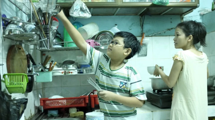 Nhận lương xong trả các khoản, còn đúng 320.000 đồng, nghĩ rất lâu rồi bắt xe về với cha mẹ - Ảnh 3.