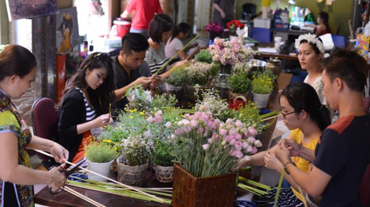 Nữ công gia chánh học ngay quán ăn, tiệm bánh