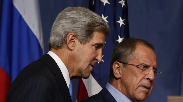 Dọn đẹp nhà ăn Tết, phát hiện súng cùng 14 viên đạn trong tủ thờ nên đã giao nộp công an - Ảnh 3.