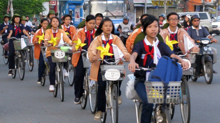 Đừng để phụ huynh mua giấy vụn làm 'kế hoạch nhỏ'