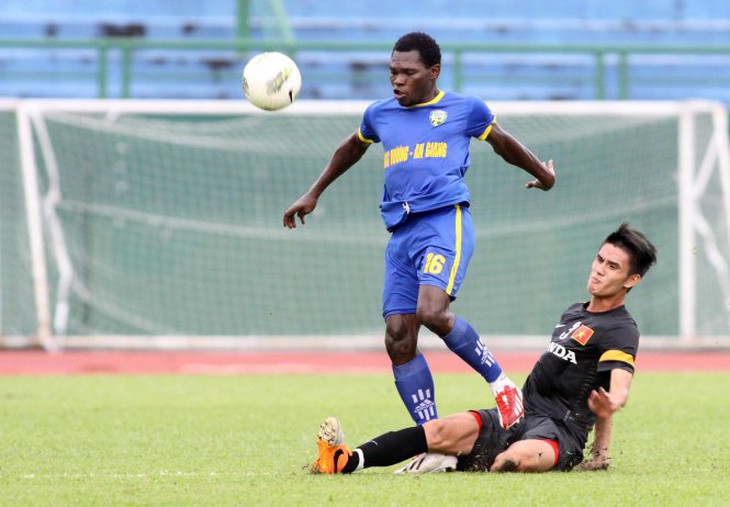 U-23 VN thua CLB Hùng Vương An Giang 0-1