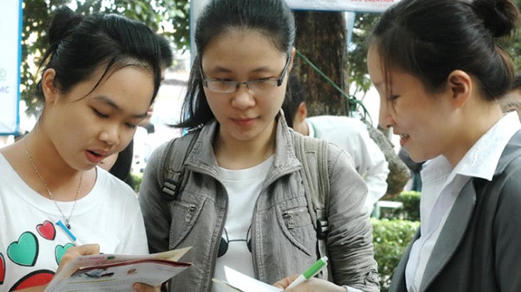 Chuyện điểm số ở đại học Việt Nam: Từ thời kỳ 'khó thở' đến câu chuyện 'lạm phát điểm' - Ảnh 1.