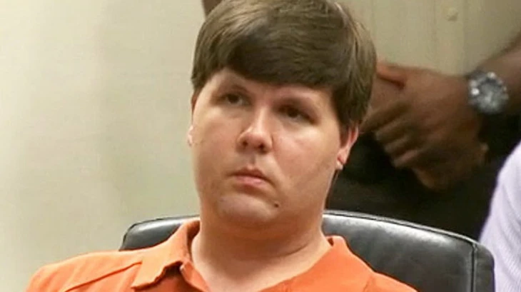 Chấn động nước Pháp: Bé trai 9 tuổi bị cha nhốt trong xe tải suốt 2 năm - Ảnh 2.