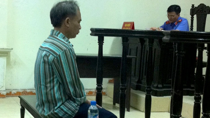 Hành hung con nợ bằng bình xịt hơi cay và súng, một người ở Đồng Nai bị bắt giam - Ảnh 3.