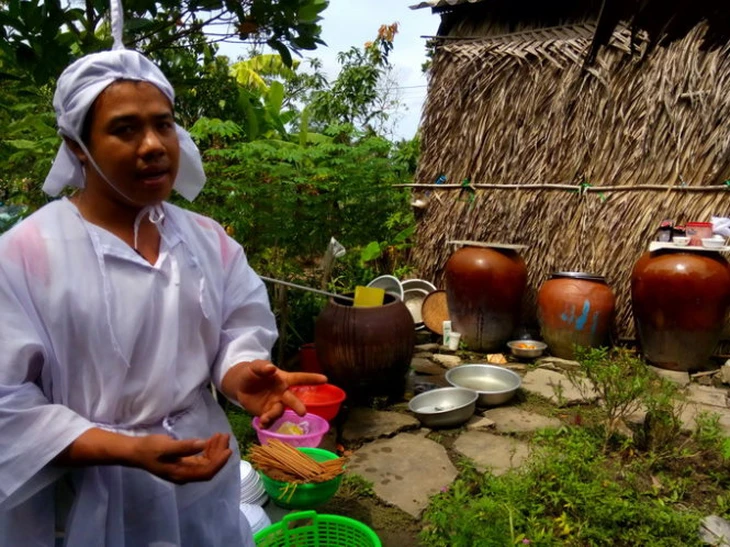 Phạt tù chung thân vì dùng búa chém con chết, cha bị thương - Ảnh 2.