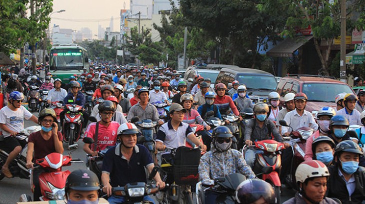 Cầu đường Bình Triệu 2: Thiếu vốn, phải “bóp đường”