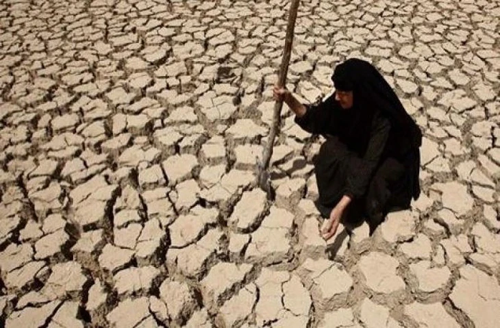 Iran xem xét dời thủ đô khỏi Tehran vì khủng hoảng nước và sụt lún đất - Ảnh 2.