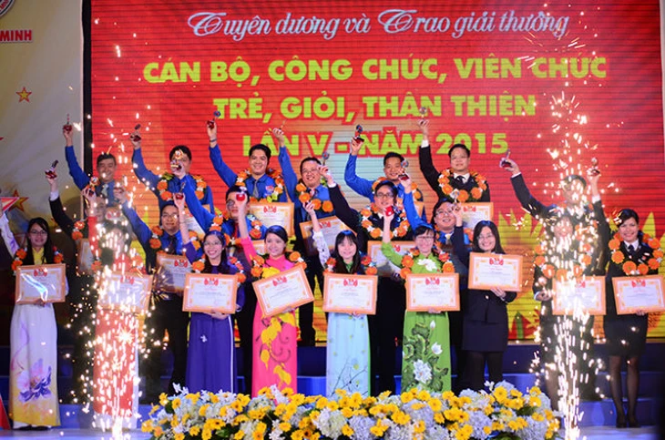 Điều dân cần sau những bản cam kết trách nhiệm của người đứng đầu - Ảnh 2.