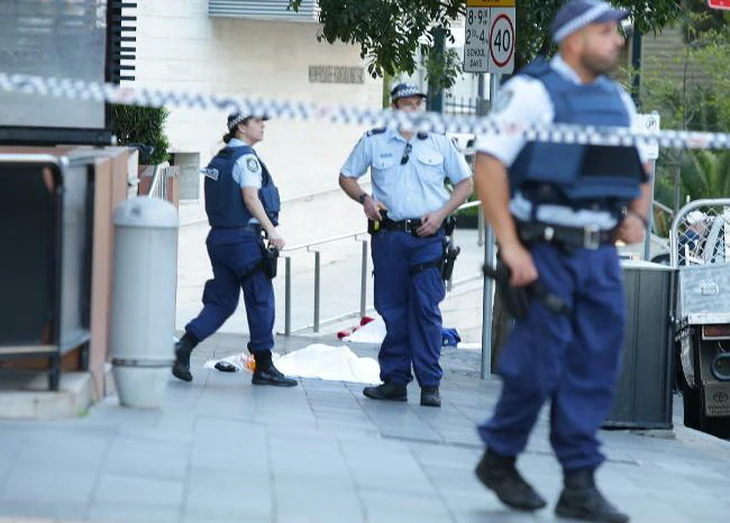 Nổ súng tại bãi biển nổi tiếng ở Sydney của Úc - Ảnh 2.