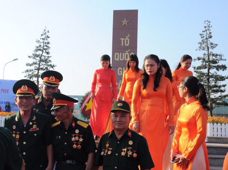 Những bông hoa 30-4 ở Rạch Chiếc - Ảnh 3.