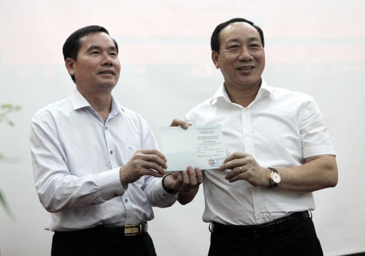 Nhật Bản thắt chặt quy định chuyển đổi bằng lái xe cho người nước ngoài - Ảnh 1.