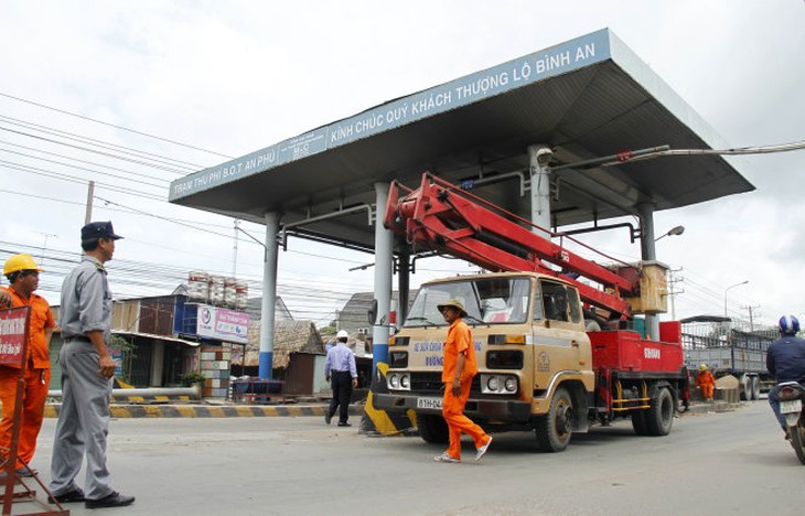 Đại biểu TP.HCM kiến nghị dẹp bỏ trạm thu phí bất hợp lý - Ảnh 2.