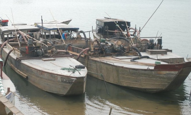 Gia Lai: 2 người phụ nữ chết sau tiếng nổ lớn, nghi đập trúng bom bi - Ảnh 2.