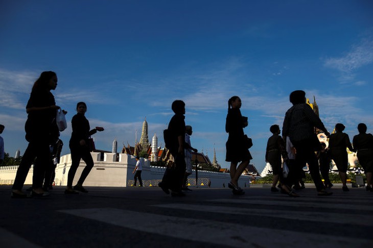 Một người đàn ông Thái Lan lãnh án tù lên đến 50 năm vì xúc phạm Hoàng gia - Ảnh 3.