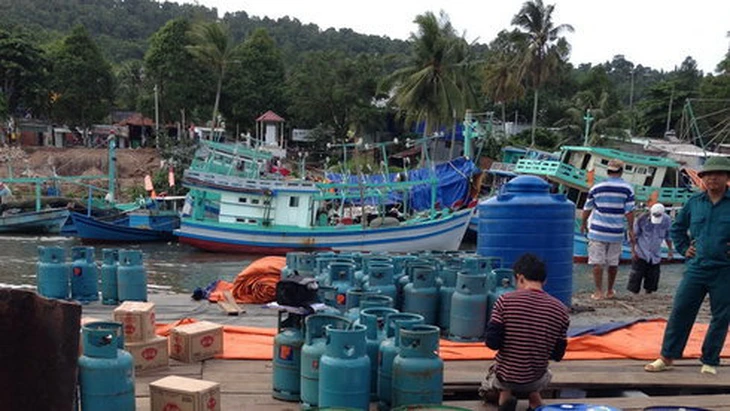 Nổ bình gas làm 8 người ở Cà Mau bị bỏng - Ảnh 2.