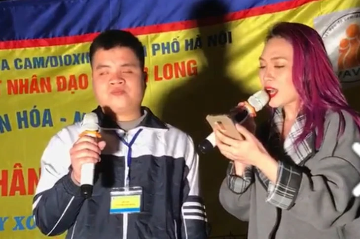 Đinh Viết Tường, chàng trai mắc hội chứng TICS, bật khóc trong lần đi hát đầu tiên - Ảnh 5.