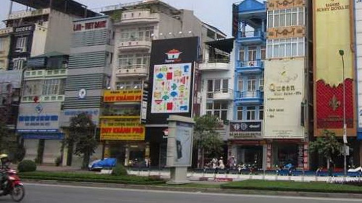 Cao điểm mua sắm, mặt bằng trung tâm TP.HCM ồ ạt treo biển cho thuê - Ảnh 2.