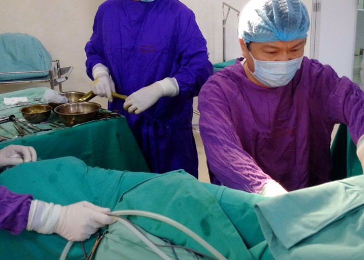 ​Phẫu thuật cho bệnh nhân có hai… bộ phận sinh dục