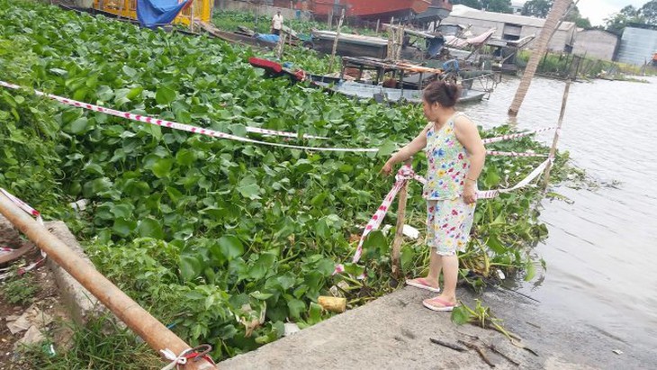 Phát hiện đạn rocket, bom 50kg sót lại sau chiến tranh ở Quảng Ngãi - Ảnh 2.