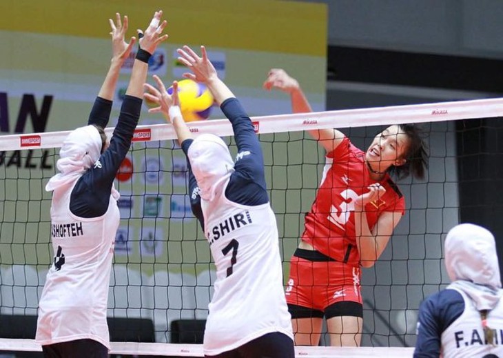 Hàng chục VĐV bóng chuyền nữ thiệt mạng vì không kích tại Iran - Ảnh 2.