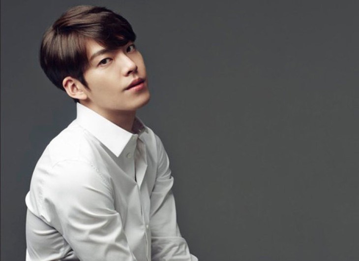 Kim Woo Bin bị ung thư vòm họng ở tuổi 27