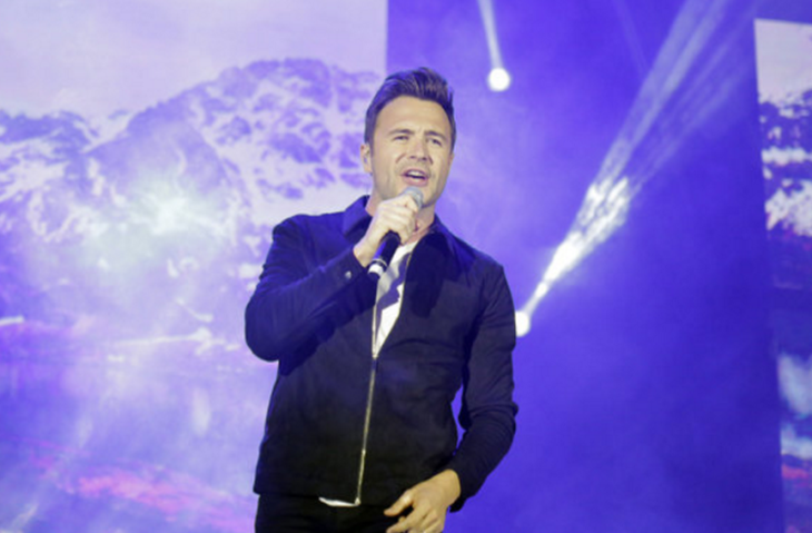 Cựu thành viên Westlife - Shane Filan ôn kỉ niệm cùng khán giả TP.HCM