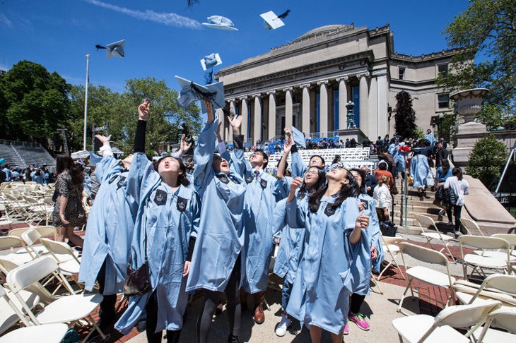 Du học sinh Trung Quốc trong buổi lễ tốt nghiệp ở Đại học Columbia Mỹ năm 2016. -Ảnh: Getty Images