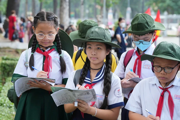 Muôn kiểu làm bài của thí sinh thi chung kết Giải Lê Quý Đôn- Ảnh 11.
