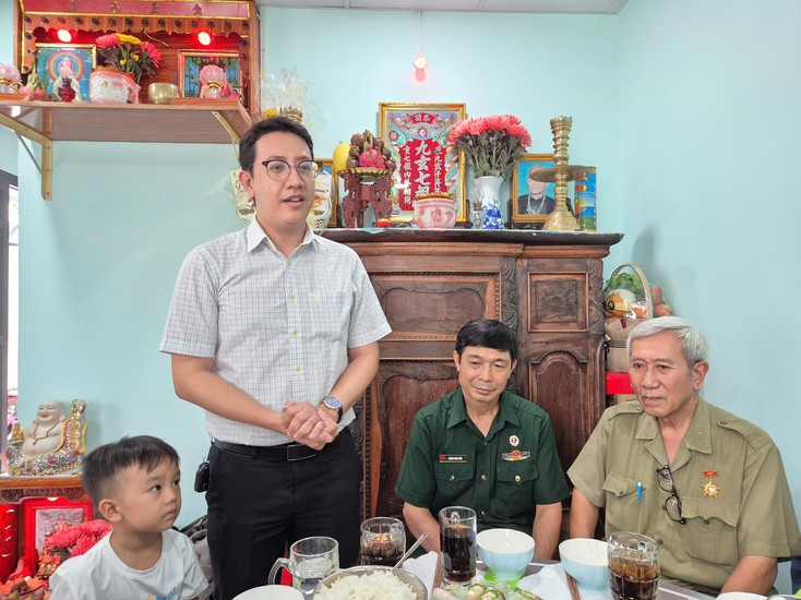 Tuổi trẻ phường Tân Hòa tiếp lửa truyền thống cách mạng nhân kỷ niệm Ngày Thương binh Liệt sĩ- Ảnh 3.