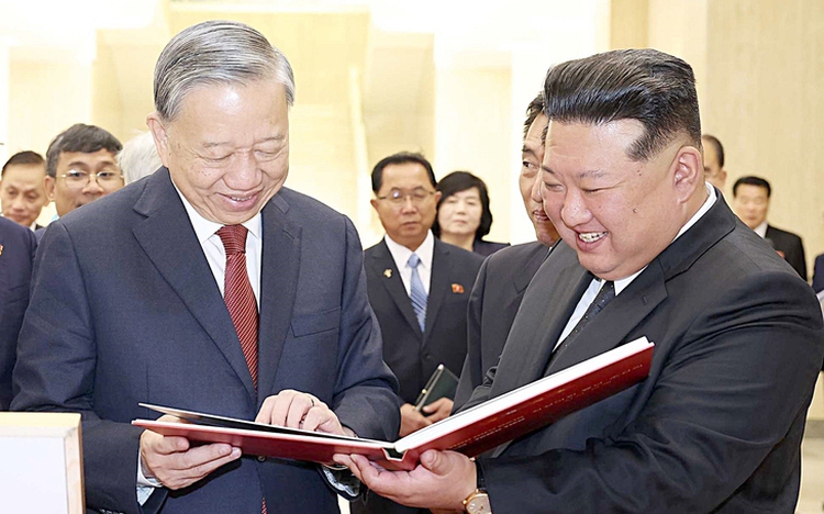 Party chief’s North Korea visit reaffirms Vietnam’s peace-bridging role: US-based scholar