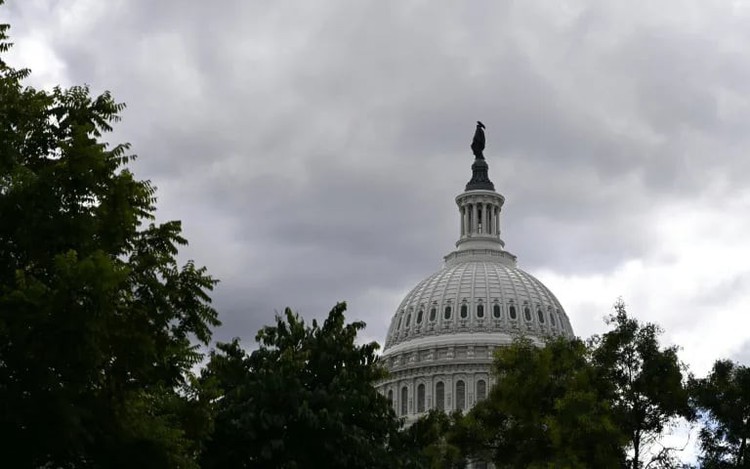 Americans feel the squeeze as government gridlock grinds on