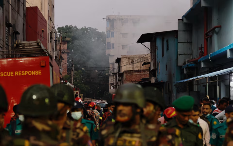 Bangladesh garment factory fire kills 16, toll may rise