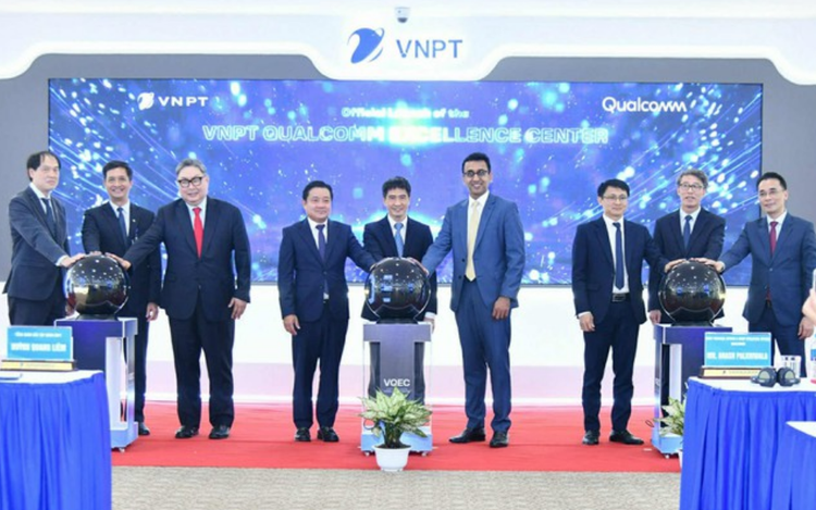 VNPT, Qualcomm launch Vietnam’s 1st center of excellence for core technology research