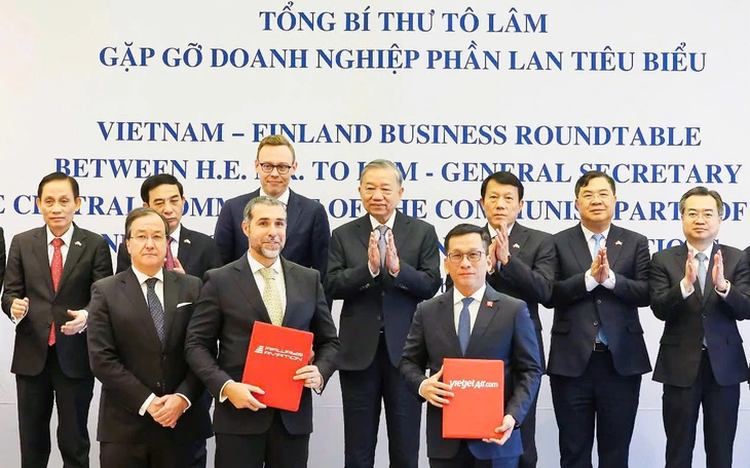 Vietjet, aviation education provider sign global aviation workforce development agreement in Finland