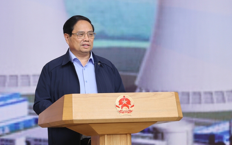 PM Chinh directs EVN to complete pre-feasibility study for nuclear power plant this month