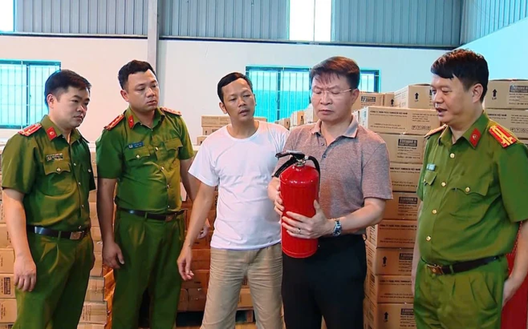 Director of Japanese-owned firm in Vietnam arrested over fake fire extinguishers