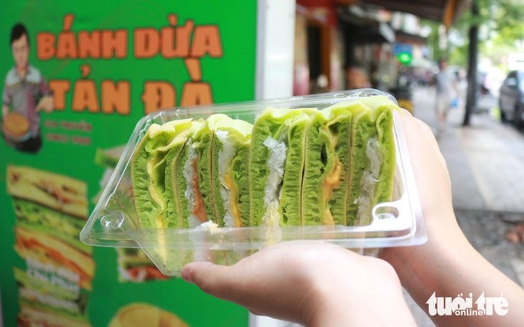 Tan Da coconut cakes: When fragrance evokes old memories in Ho Chi Minh City