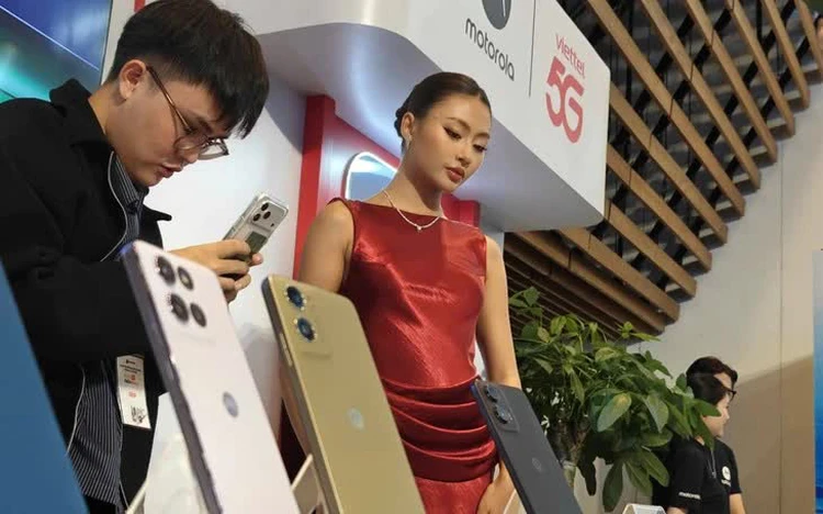 Motorola returns to Vietnam with new smartphone line-up