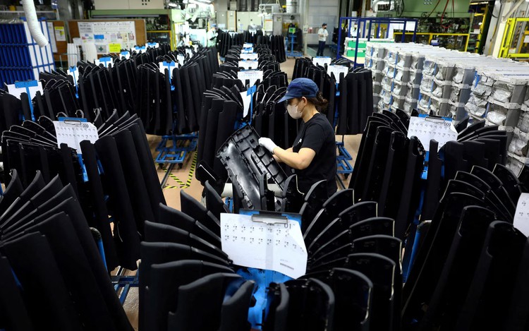 Japan's economy contracts for first time in six quarters on tariff hit