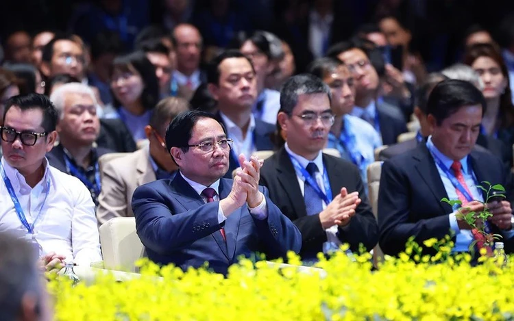 PM calls for international support as Vietnam, Ho Chi Minh City pursue development