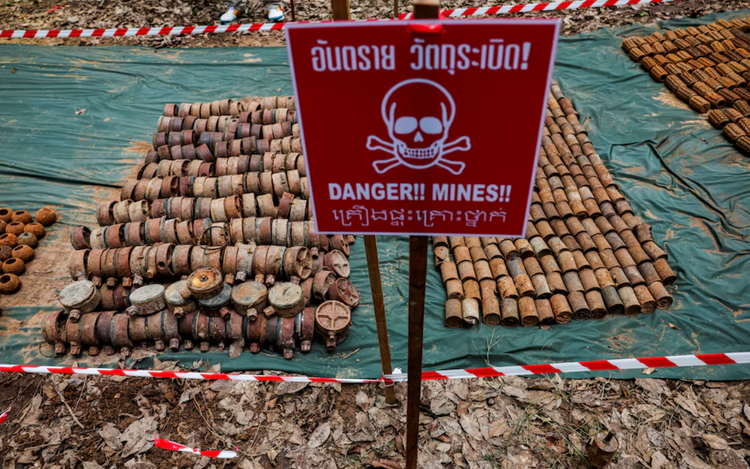 Landmine casualties hit 4-year high as states exit ban treaty
