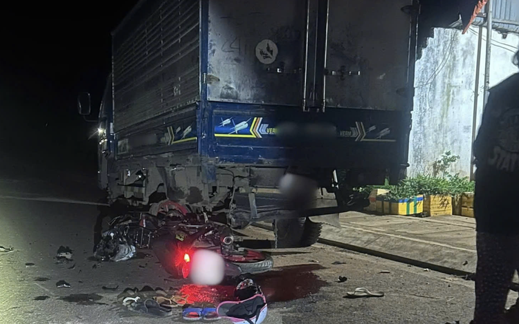 3 killed after motorcycle crashes into parked truck in Vietnam’s Gia Lai
